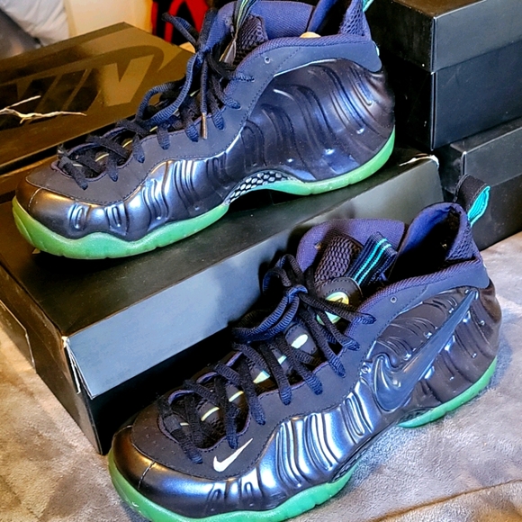 Nike Other - Nike foamposite pro